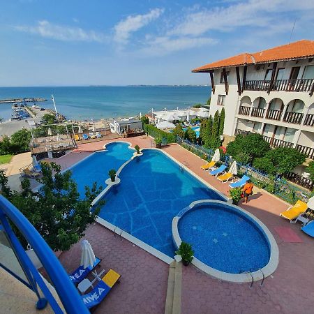Sveti Vlas Marina Beach Apartment - Vega Village Экстерьер фото
