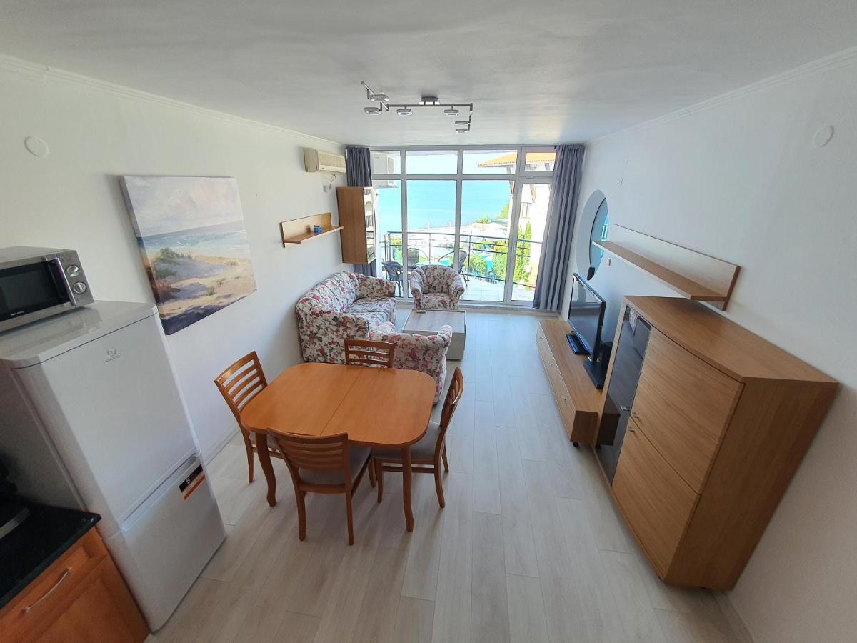Sveti Vlas Marina Beach Apartment - Vega Village Экстерьер фото