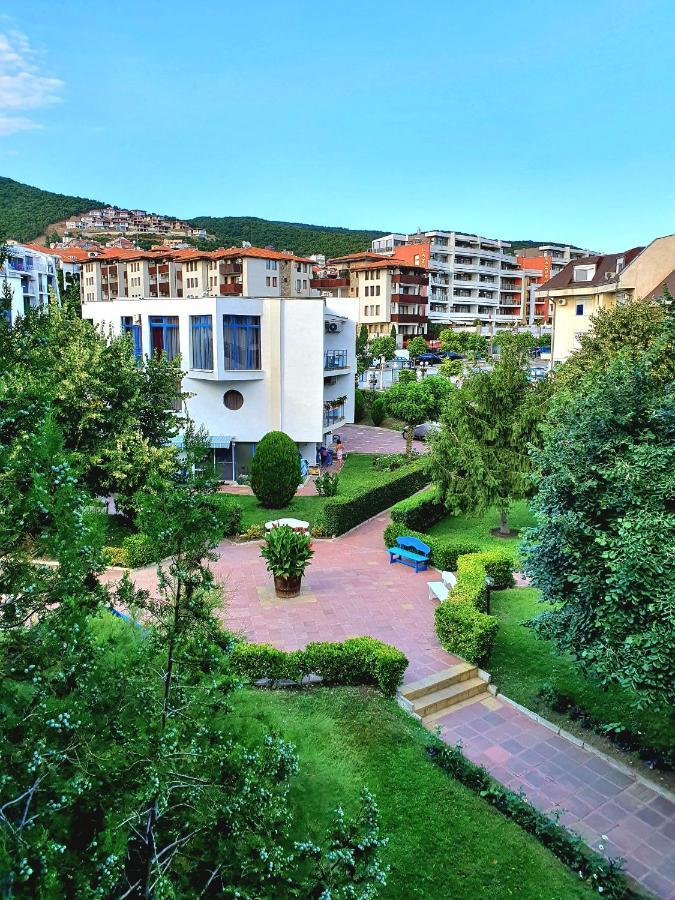 Sveti Vlas Marina Beach Apartment - Vega Village Экстерьер фото