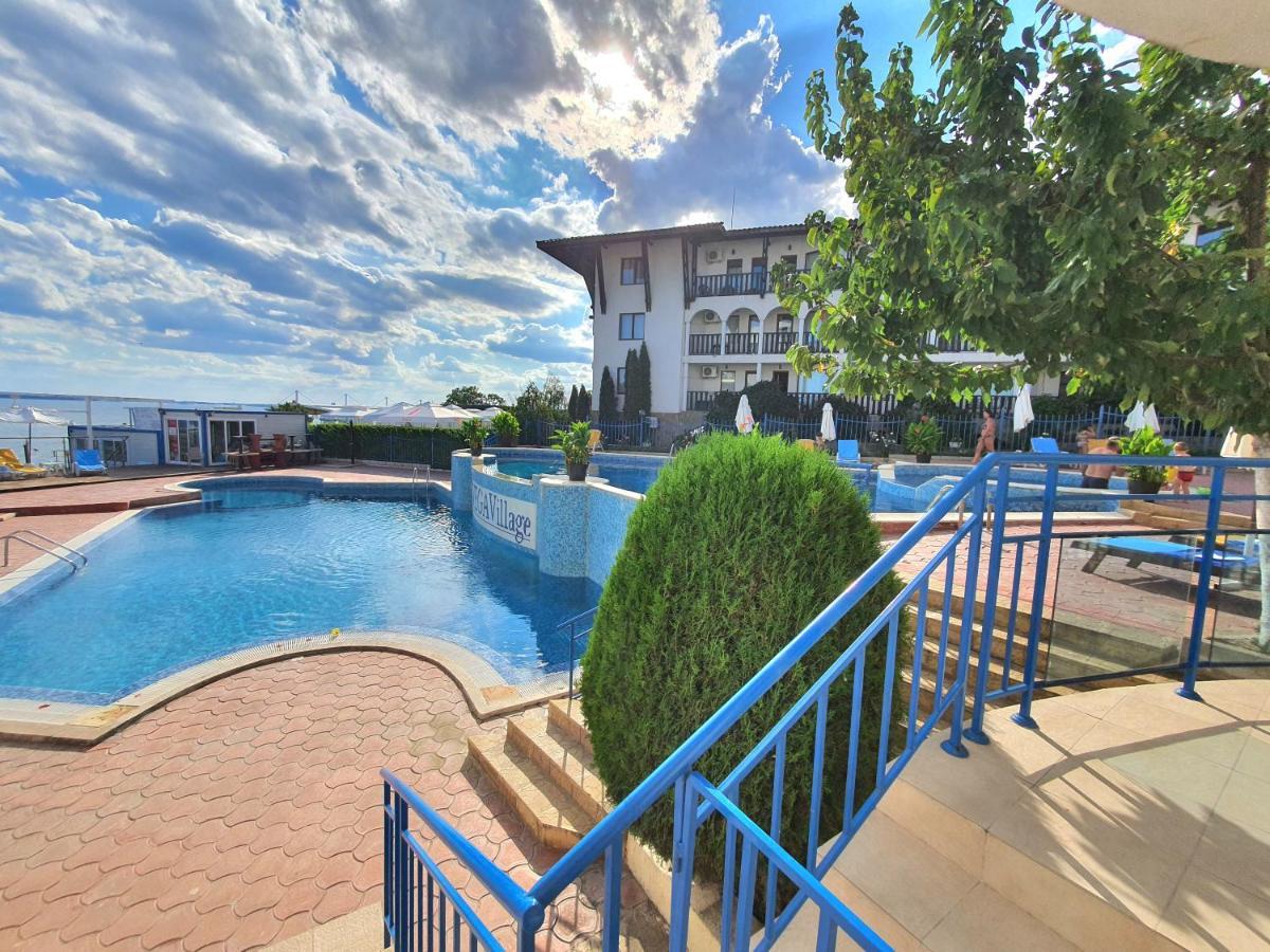 Sveti Vlas Marina Beach Apartment - Vega Village Экстерьер фото